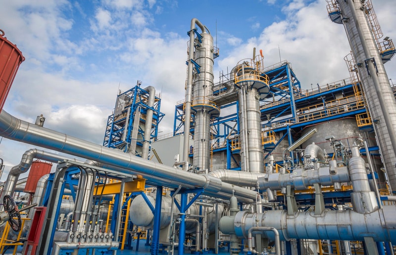 Petrochemical refinery plant